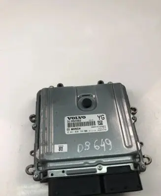 Volvo XC60 Engine control unit/module ECU 31392982 0281030782
