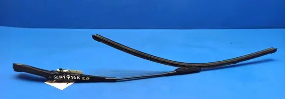 Mercedes-Benz SLK R171 Front wiper blade arm A1718200640