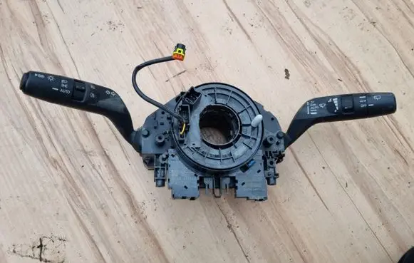 Nissan Qashqai J12 Headlight wiper switch 255546UA1A