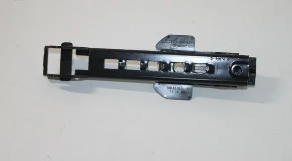 Skoda Superb B6 (3T) Seat belt height adjuster 8E0857833A