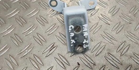 Toyota Yaris XP210 Rear door lower hinge