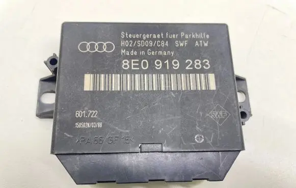 Audi A6 S6 C5 4B Parking PDC control unit/module 8E0919283