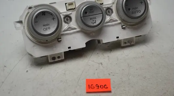 Mazda 6 Climate control unit SA07