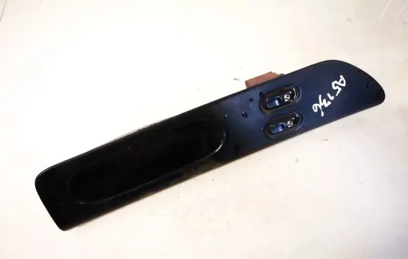 Renault Laguna I Electric window control switch 7700822333