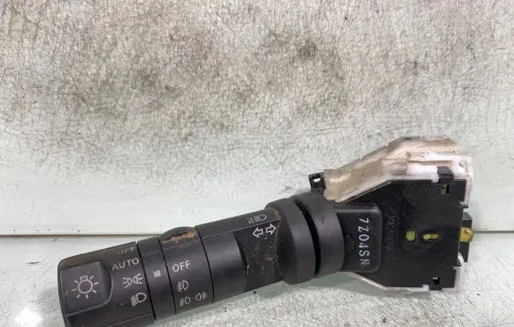 Nissan Navara D40 Indicator stalk