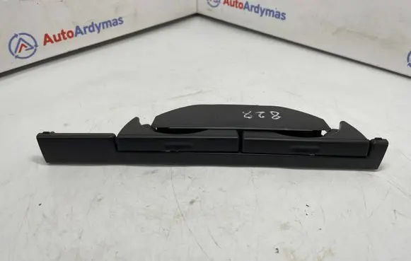 BMW 5 E39 Cup holder 8190205 51168190205