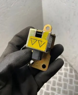 Land Rover Freelander ESP acceleration yaw rate sensor SSB101331G 10098004302 0283201019