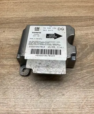 Opel Zafira A Airbag control unit/module 90582536 1923594