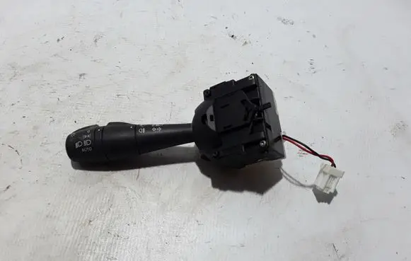 Renault Clio IV Wiper turn signal indicator stalk/switch 