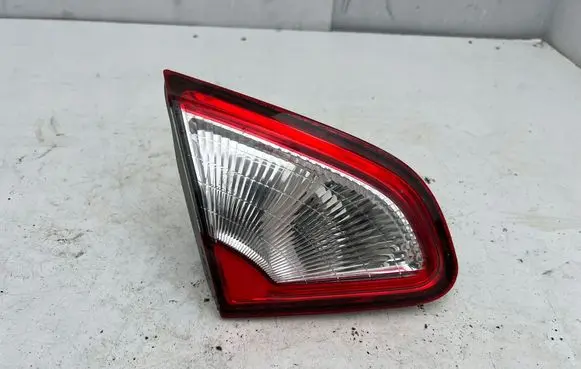 Nissan Qashqai Tailgate rear/tail lights