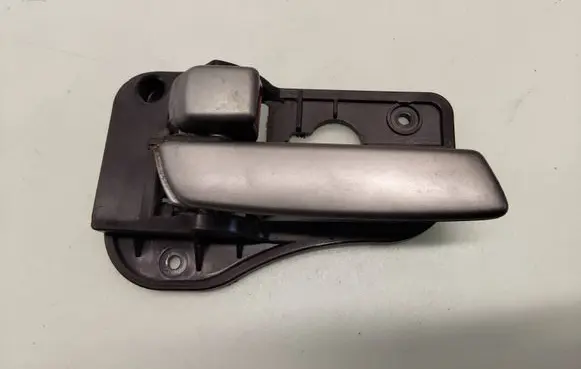KIA Carens I Rear door interior handle 82613UN000