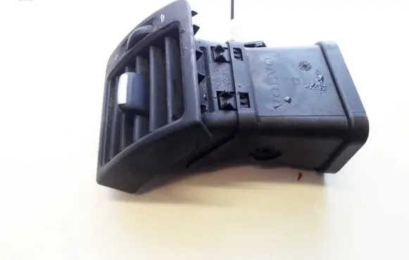 Volvo V50 Dash center air vent grill 506002