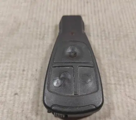 Mercedes-Benz Vito Viano W639 Ignition key/card 