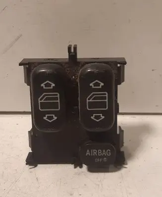 Mercedes-Benz E W210 Electric window control switch 526500