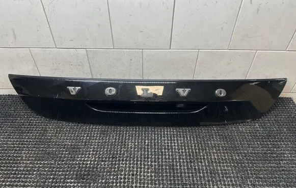 Volvo V40 Tailgate trim 31386845