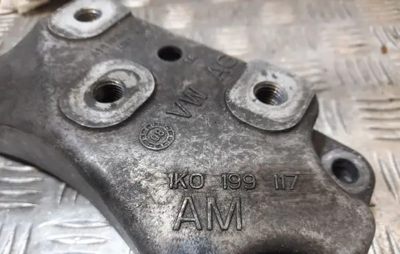 Audi TT TTS Mk2 Gearbox mounting bracket 1K0199117