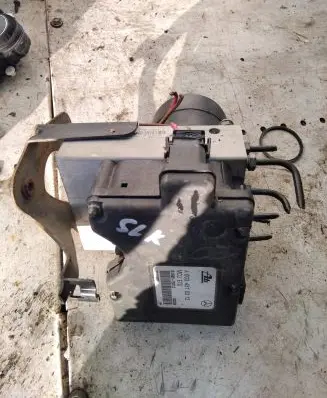 Mercedes-Benz SLK R170 ABS Pump A0034310312 K3U9G28C37 10099013272