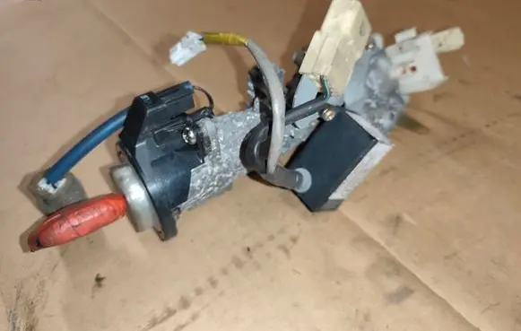 Lexus RX 300 Ignition lock 450206012