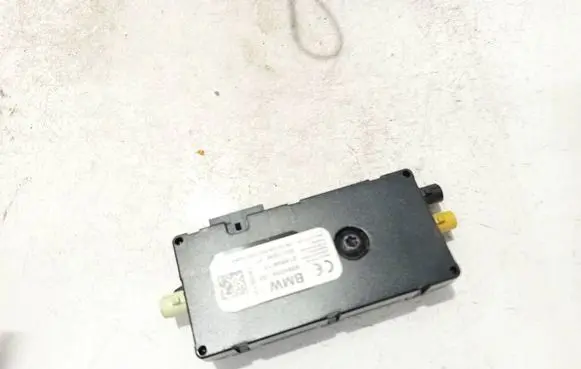 BMW 5 G30 G31 G38 Antenna control unit 938405503 50110246