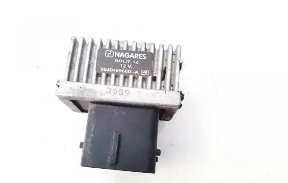 Nissan Qashqai Glow plug pre-heat relay 9640469680a
