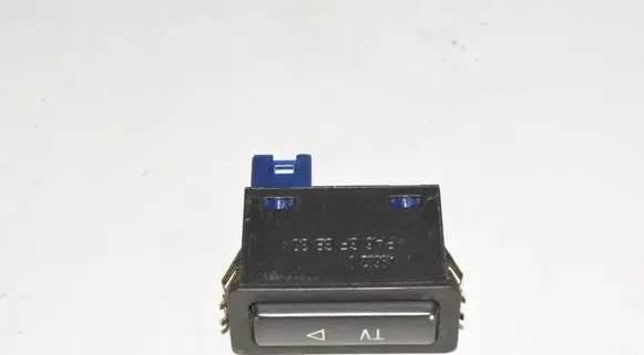 BMW 7 E38 Other switches/knobs/shifts 8368345