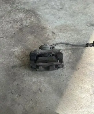 Peugeot 208 Front brake caliper