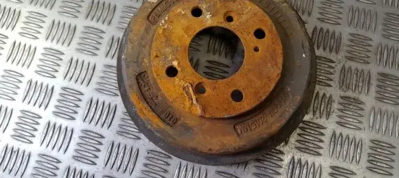 Ford Fiesta Drum brake (rear) 8v511113a
