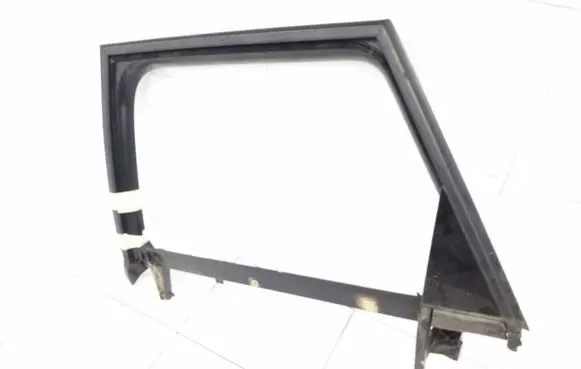 Audi A4 S4 B6 8E 8H Rear door window/glass frame 