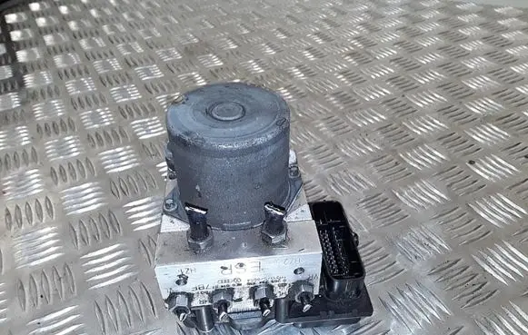 Seat Exeo (3R) ABS Pump 8E0910517H 0265950474