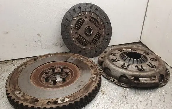 Renault Megane III Clutch set kit 8200641189 749476 LUK
