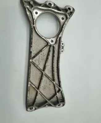 Maserati Ghibli Gearbox mounting bracket 670003632