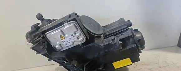 Volkswagen Touran I Headlight/headlamp