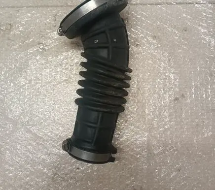 Opel Insignia B Intercooler hose/pipe 84120197