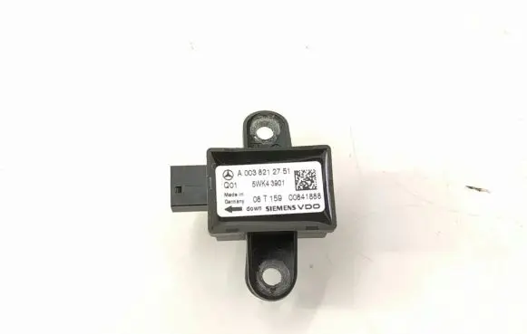 Mercedes-Benz ML W164 Airbag deployment crash/impact sensor A0038208426 0038208426