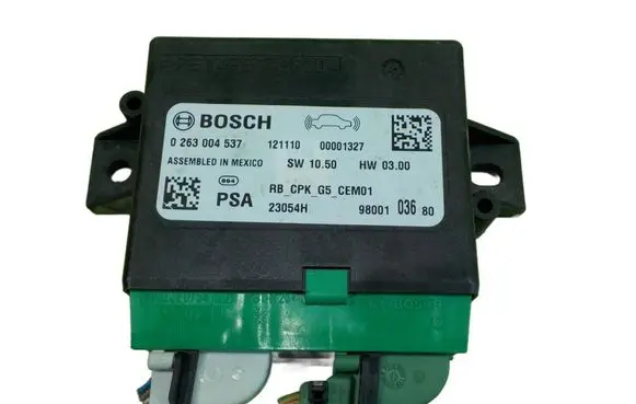 Peugeot 208 I Central body control module 0263004537