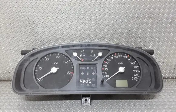 Renault Laguna II Speedometer (instrument cluster) 8200218863