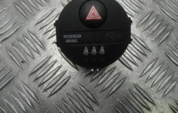 Toyota Yaris Hazard light switch 839500D080 T3432