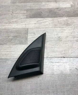 Volvo XC70 Front door speaker 30781068 AD7XJ 16W03