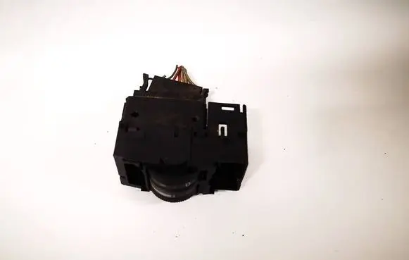 Audi A3 S3 8P Headlight level height control switch 8p0919094
