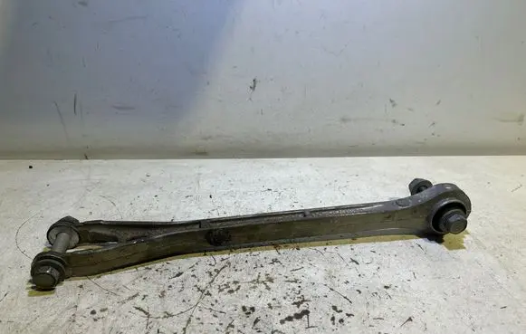 Dodge Challenger Rear control arm 68210633AA