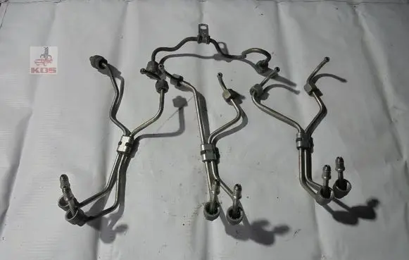 Volvo XC60 Fuel line pipe