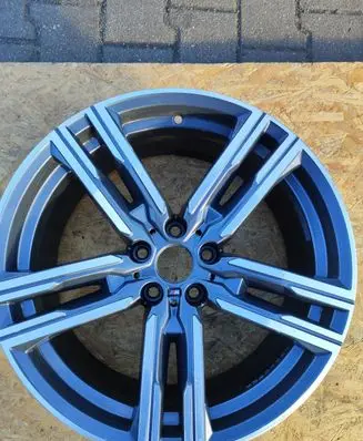 R16 alloy rim