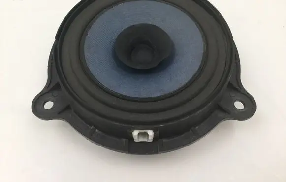 Radio/CD/DVD/GPS head unit