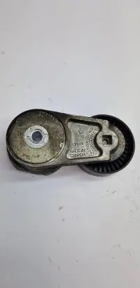 Maserati Ghibli Generator/alternator belt tensioner 15909