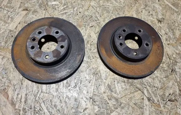 Volkswagen Touareg II Front brake disc NERA