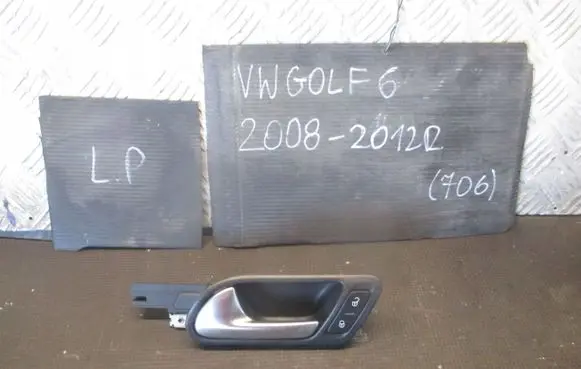 Volkswagen Golf VI Front door interior handle