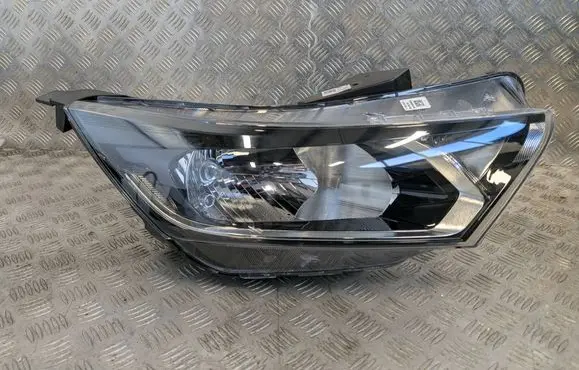 Hyundai i20 (BC3 BI3) Headlight/headlamp 92102-Q0050