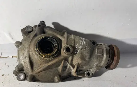 BMW 3 F30 F35 F31 Front differential 7567345
