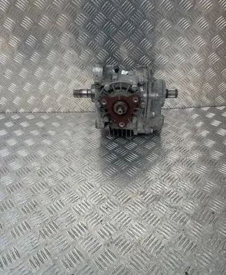 Gearbox transfer box case