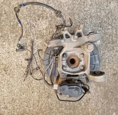 Jeep Cherokee Rear wheel hub 05090071AC P68172173ae